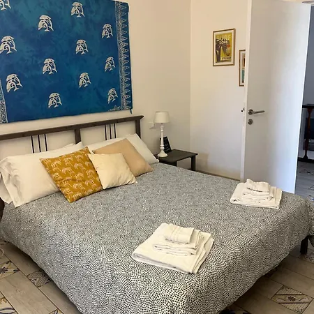 Oda ve Kahvaltı Luisa 4*