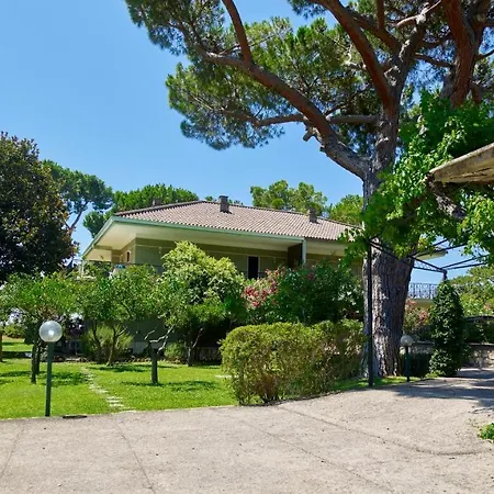 Bed & Breakfast Luisa 4*