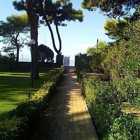 Luisa 4* Sperlonga
