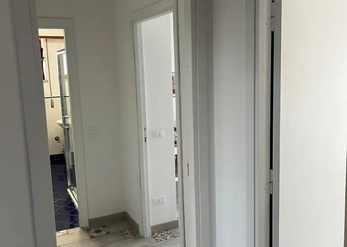 Luisa לינה וארוחת בוקר 4*